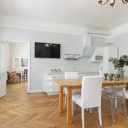 Modern History Apartment Tallinn Exterior photo