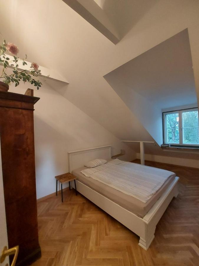 Apartment Modern History