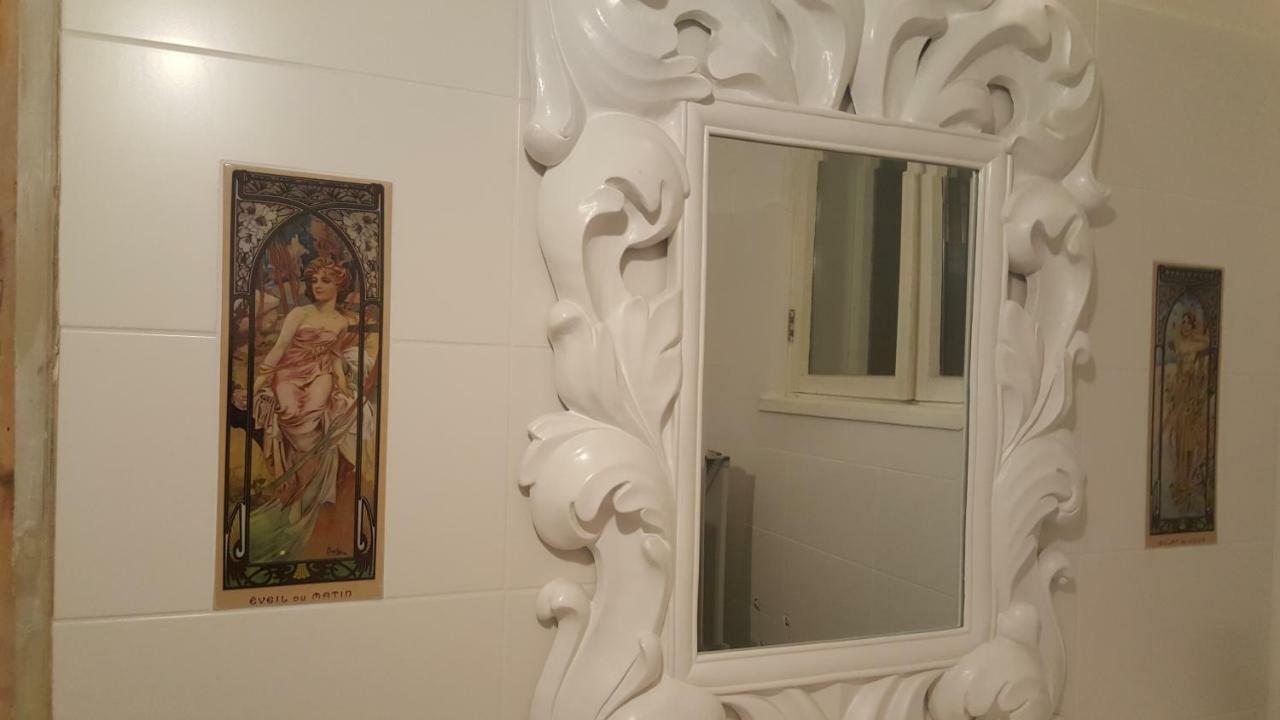 Apartment Modern History *